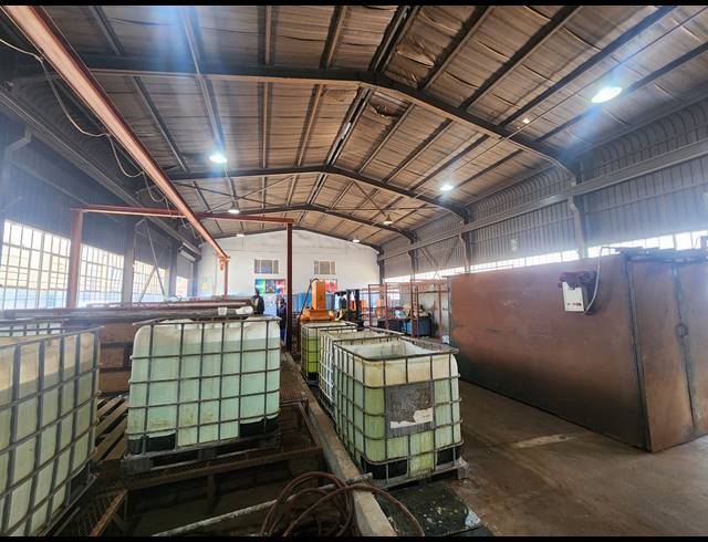 800M² WAREHOUSE TO LET IN WADEVILLE